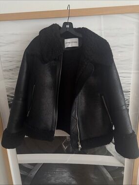 Stand Studio Coat